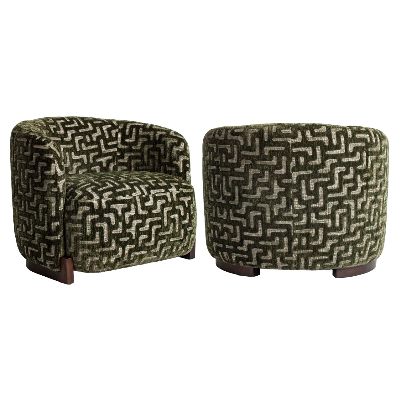 Lounge chair Hannah moss labyrinth fire retardant