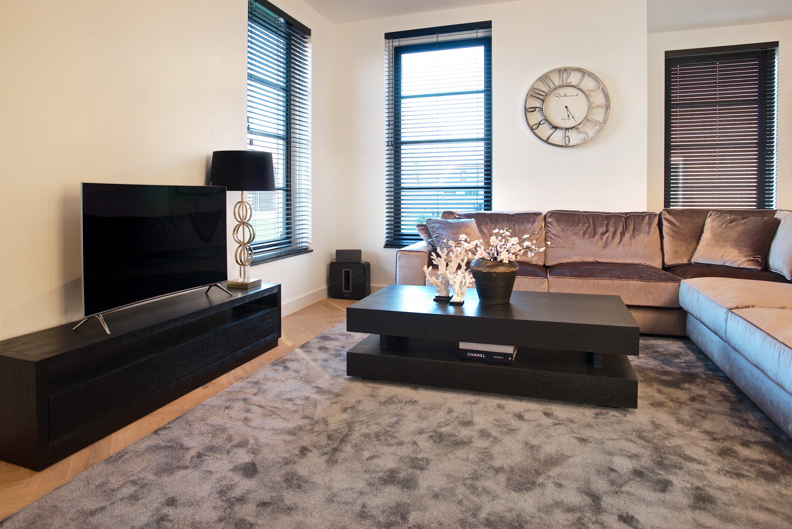 Coffee table Oakura blok H