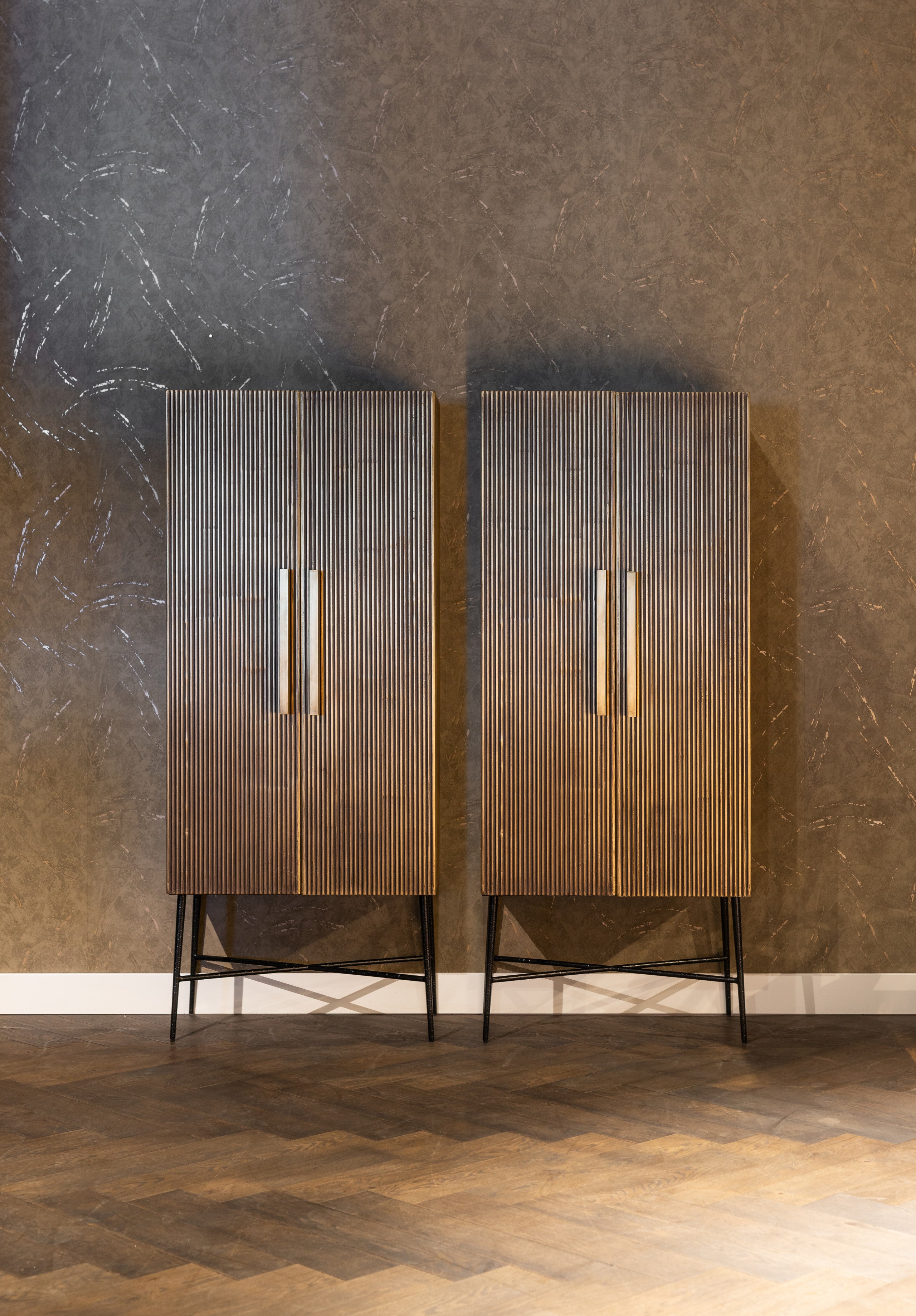 Cabinet Ironville 2-doors